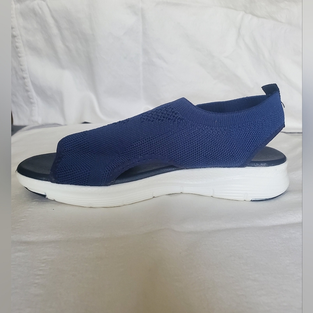 Navy Blue Sandals, with platform, 7.5
